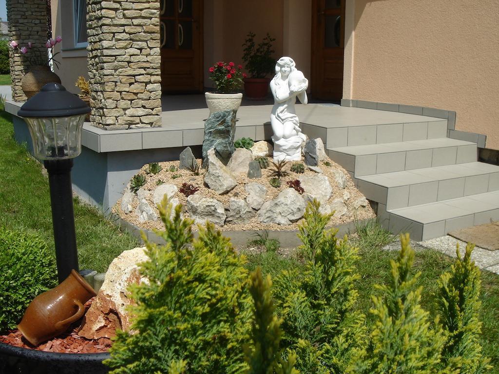 Villa Monika Keszthely Luaran gambar